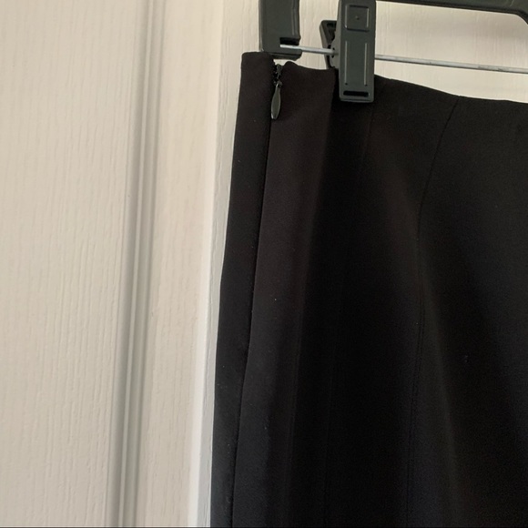 Elie Tahari pleated black pencil skirt - Picture 5 of 6